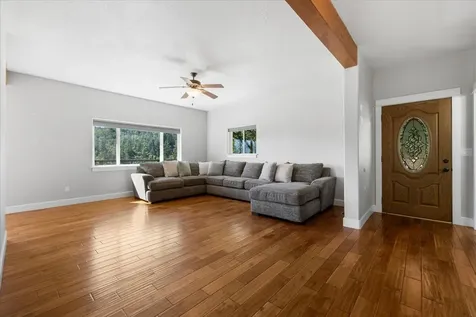 5320 Coleman Creek Road Medford OR 97501
