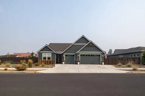 4387 SW Badger Lane Redmond OR 97756