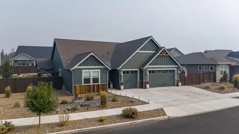 4387 SW Badger Lane Redmond OR 97756