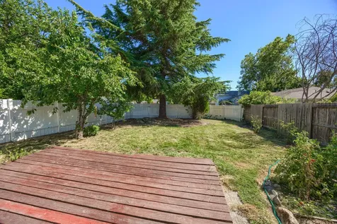 3099 Milhoan Drive Medford OR 97504
