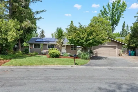 1156 Conestoga Drive Grants Pass OR 97527