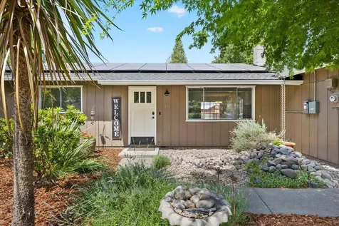 1156 Conestoga Drive Grants Pass OR 97527