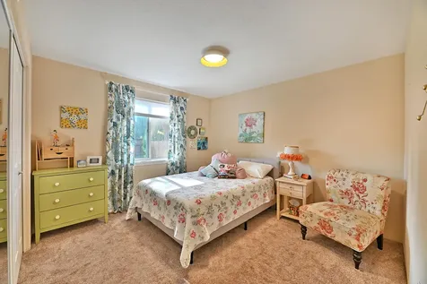 2125 Happy Valley Drive Medford OR 97501