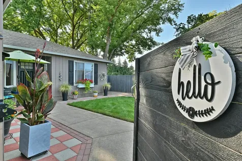 2125 Happy Valley Drive Medford OR 97501