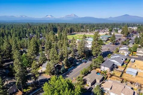 115 S Timber Creek Drive Sisters OR 97759