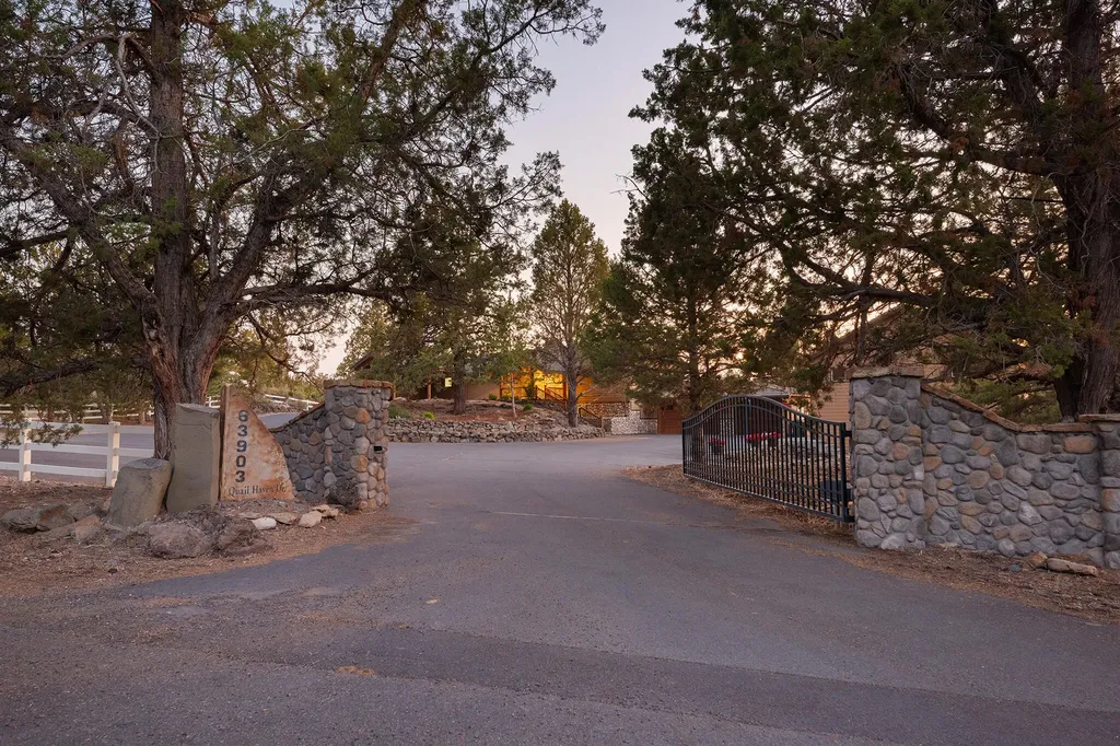 63903 E Quail Haven Drive Bend OR 97703
