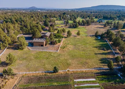 63903 E Quail Haven Drive Bend OR 97703