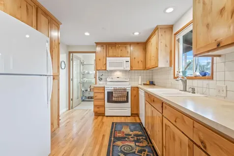 2297 SW 23rd Street Redmond OR 97756