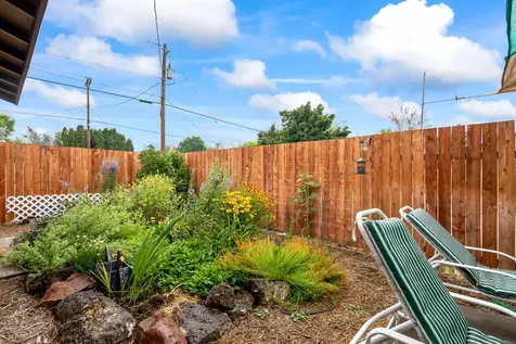 2297 SW 23rd Street Redmond OR 97756