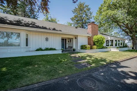 2692 Pioneer Road Medford OR 97501