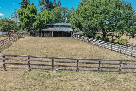 2692 Pioneer Road Medford OR 97501