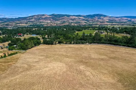 2692 Pioneer Road Medford OR 97501