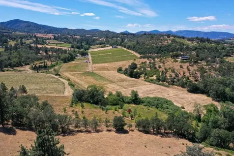 2692 Pioneer Road Medford OR 97501