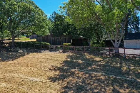 2692 Pioneer Road Medford OR 97501
