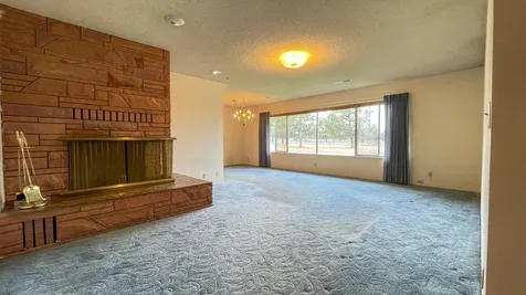 6302 SW Stillman Road Powell Butte OR 97753