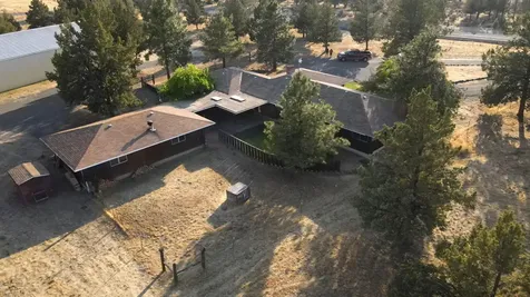 6302 SW Stillman Road Powell Butte OR 97753