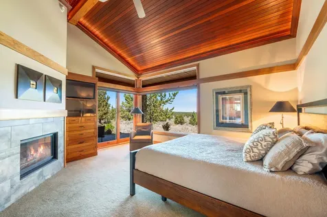 22370 White Peaks Drive Bend OR 97702