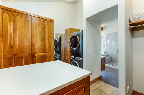 22370 White Peaks Drive Bend OR 97702