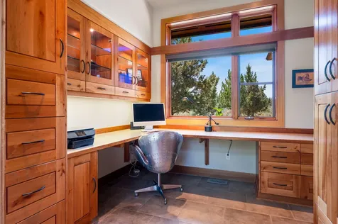 22370 White Peaks Drive Bend OR 97702