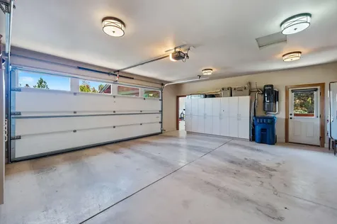 22370 White Peaks Drive Bend OR 97702