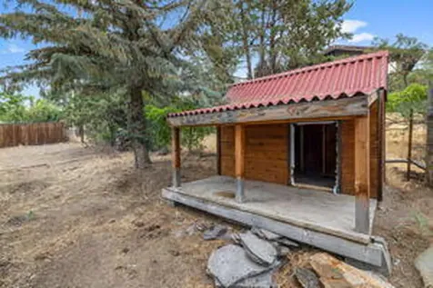 4681 SW Xero Avenue Redmond OR 97756