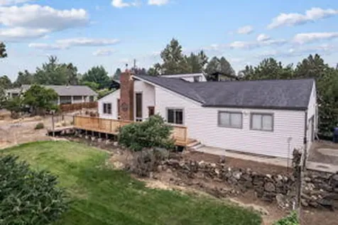 4681 SW Xero Avenue Redmond OR 97756