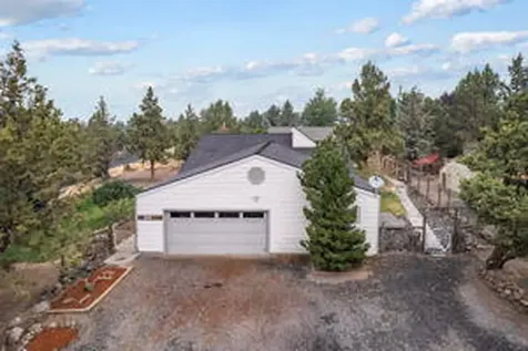 4681 SW Xero Avenue Redmond OR 97756