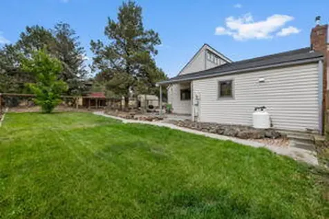 4681 SW Xero Avenue Redmond OR 97756