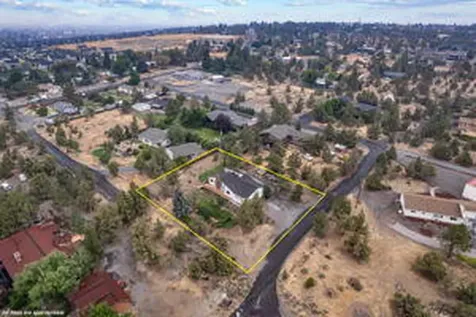4681 SW Xero Avenue Redmond OR 97756