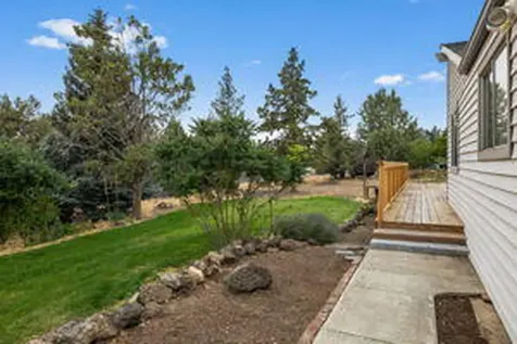 4681 SW Xero Avenue Redmond OR 97756