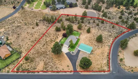 60015 Stirling Drive Bend OR 97702