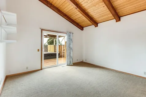 60015 Stirling Drive Bend OR 97702
