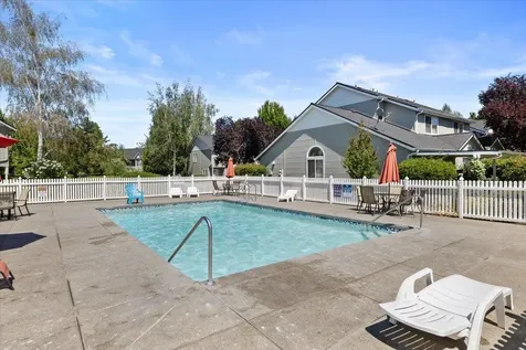 1224 N Modoc Avenue Medford OR 97504