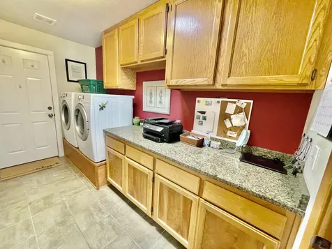 1200 NW F Street Grants Pass OR 97526