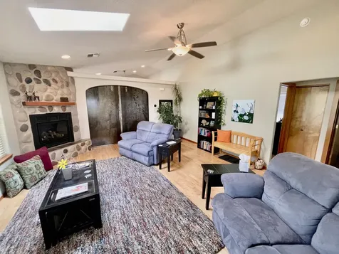 1200 NW F Street Grants Pass OR 97526