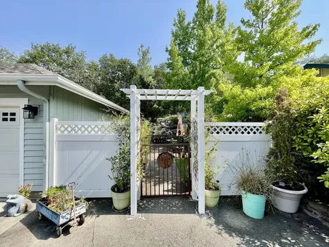 1200 NW F Street Grants Pass OR 97526