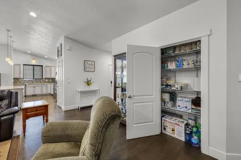 2201 NE Arapahoe Court Redmond OR 97756