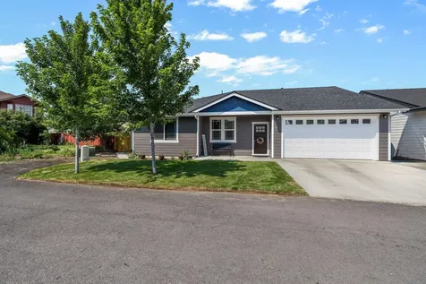2201 NE Arapahoe Court Redmond OR 97756