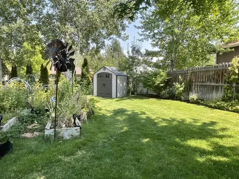 1543 NE Locksley Drive Bend OR 97701