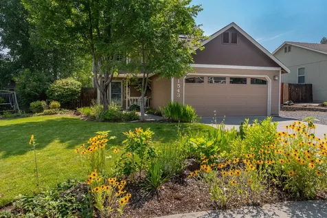 1543 NE Locksley Drive Bend OR 97701
