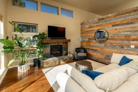 1753 SW Troon Avenue Bend OR 97702