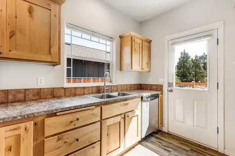 2710 NE Great Horned Place Bend OR 97701