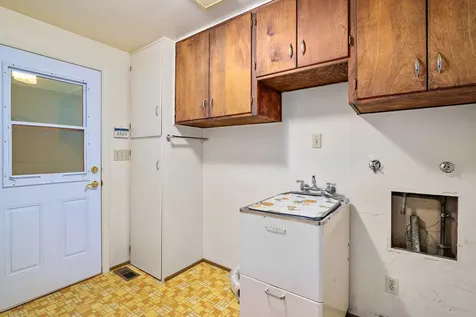 754 NE 12th Street Grants Pass OR 97526