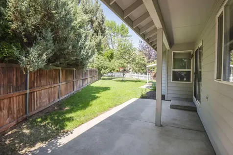 3368 NE Stonebrook Loop Bend OR 97701