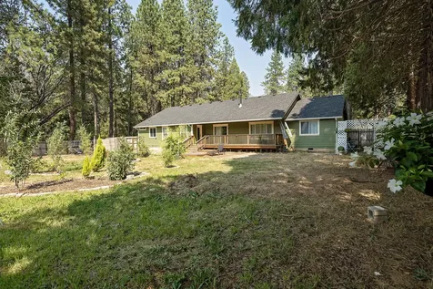 138 Rogue Manor Place Grants Pass OR 97527