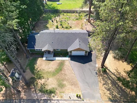 138 Rogue Manor Place Grants Pass OR 97527