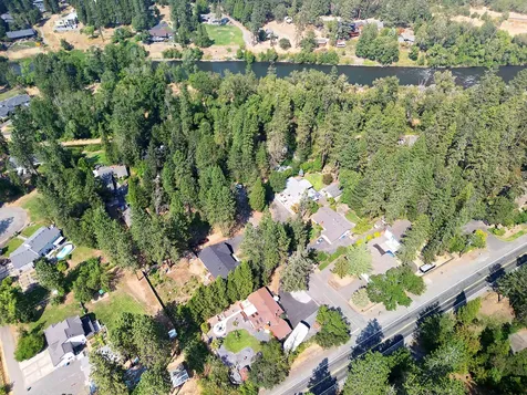 138 Rogue Manor Place Grants Pass OR 97527