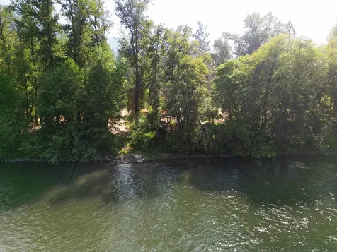 138 Rogue Manor Place Grants Pass OR 97527