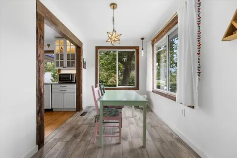 308 NW Van Dyke Place Grants Pass OR 97526