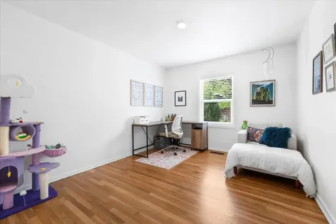 308 NW Van Dyke Place Grants Pass OR 97526
